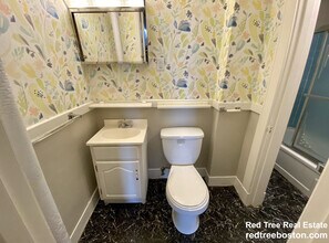 649 Washington St, Unit 2 in Boston, MA - Building Photo - Building Photo