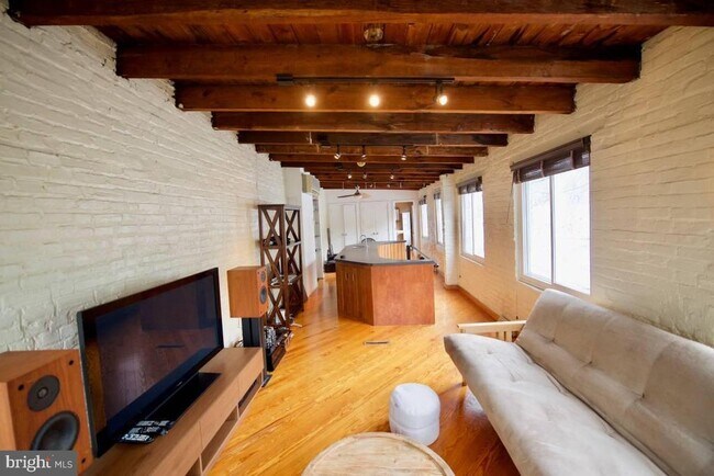 2223 Latimer St in Philadelphia, PA - Building Photo - Building Photo