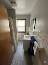 563 Rellim Dr in Kent, OH - Building Photo - Building Photo