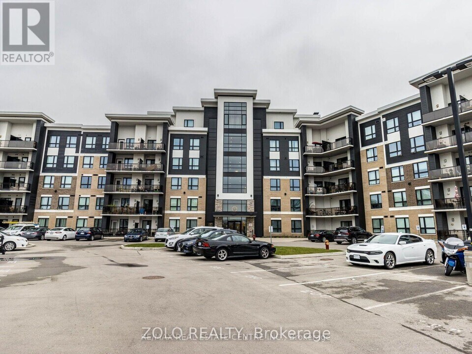 630-630 Sauve St in Milton, ON - Building Photo