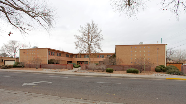 1405 San Carlos Dr SW in Albuquerque, NM - Building Photo - Building Photo