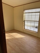 24054-2M-43 M-43 in Mattawan, MI - Building Photo - Building Photo