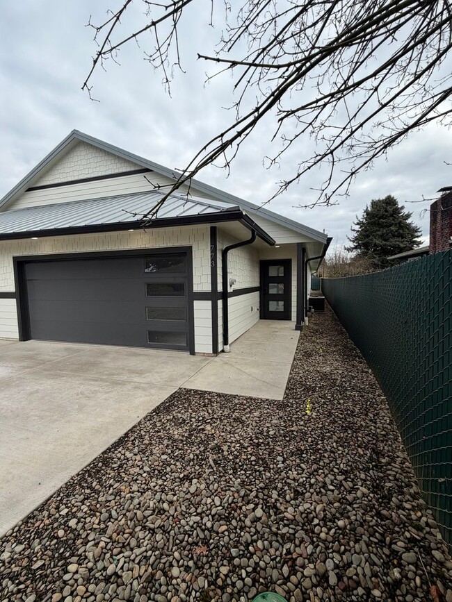 property at 767-773 S 10th St