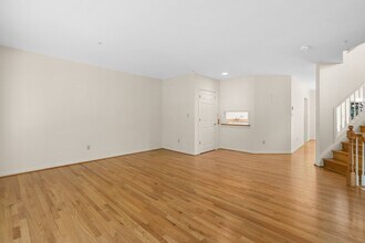 11351 Morning Gate Dr in Rockville, MD - Building Photo - Building Photo