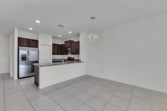 4234 N Dixie Hwy in Oakland Park, FL - Building Photo - Building Photo