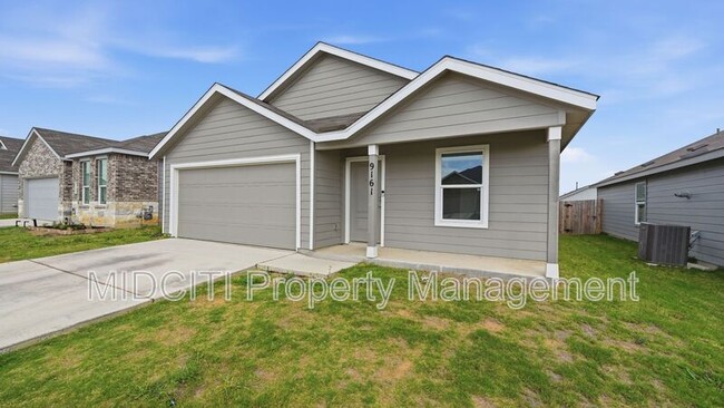 9161 Luciano Pl in Seguin, TX - Building Photo - Building Photo