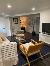 2216 E Roanoke St in Seattle, WA - Building Photo - Building Photo