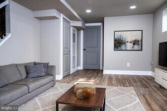 1901 D St NE in Washington, DC - Building Photo - Building Photo