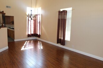 14183 Mendocino Ct in Fontana, CA - Building Photo - Building Photo