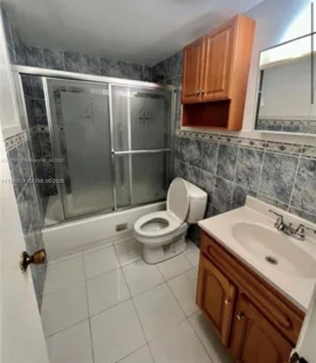 4803 NW 7th St, Unit 301-14 in Miami, FL - Building Photo - Building Photo