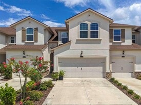 11670 Rolling Green Dr in Bradenton, FL - Building Photo