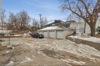 2506 Dupont Ave N in Minneapolis, MN - Building Photo - Building Photo