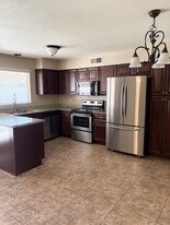 2105 W Western Dr in Chandler, AZ - Building Photo
