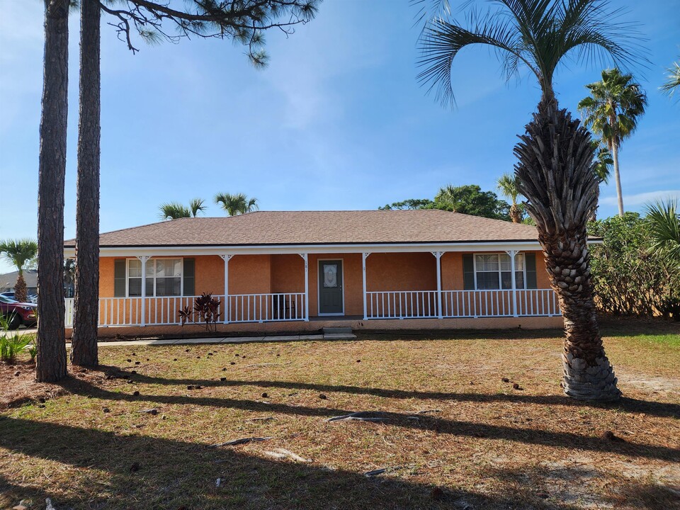 181 Treasure Palm Dr in Panama City Beach, FL - Building Photo