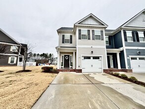 2208 Nob Hill Ln in Chesapeake, VA - Building Photo - Building Photo