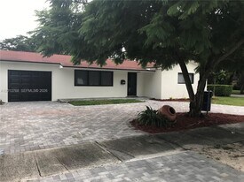 9401 SW 64th Terrace in Miami, FL - Building Photo