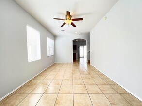 886 Shining Rose Pl in Henderson, NV - Building Photo - Building Photo
