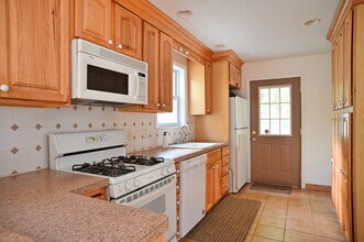 3 Linden Pl in Vernon, CT - Foto de edificio - Building Photo