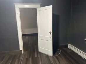 36 Rose Park Ave in Stamford, CT - Building Photo - Building Photo
