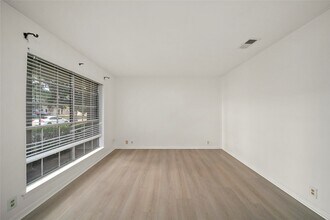 8407 Stroud Dr in Houston, TX - Building Photo - Building Photo