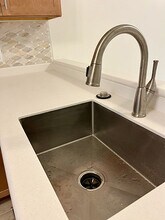 655 Santa Maria Rd, Unit B in El Sobrante, CA - Building Photo - Building Photo