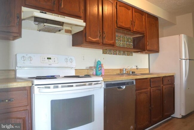 800 Heather Ridge Dr in Frederick, MD - Building Photo - Building Photo