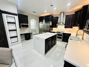 20513 Carolina Cherry Ct in Tampa, FL - Building Photo - Building Photo