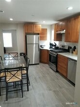 531 East St in New Haven, CT - Foto de edificio - Building Photo