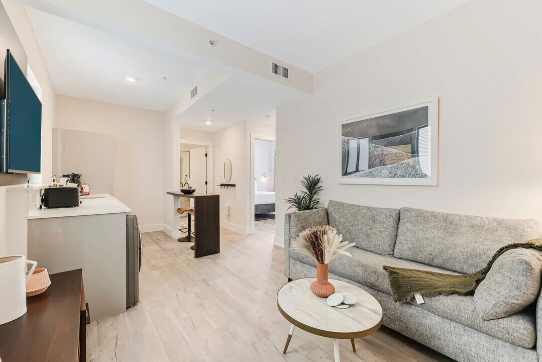 3031 NE 4th Ave in Miami, FL - Building Photo