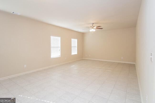 355 Sunflower Ln in Covington, GA - Building Photo - Building Photo