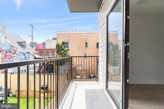 1306 N Front St-Unit -2R in Philadelphia, PA - Building Photo - Building Photo
