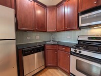 3254 N Clifton Ave, Unit 3 in Chicago, IL - Building Photo - Building Photo