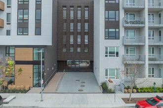 Leya in Fremont, CA - Foto de edificio - Building Photo