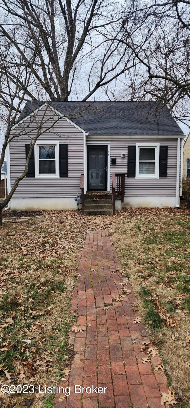 208 Colonial Dr in Louisville, KY - Building Photo - Building Photo