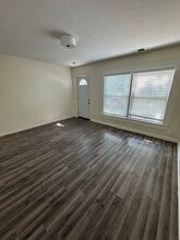 1739 Dumesnil St in Louisville, KY - Foto de edificio - Building Photo