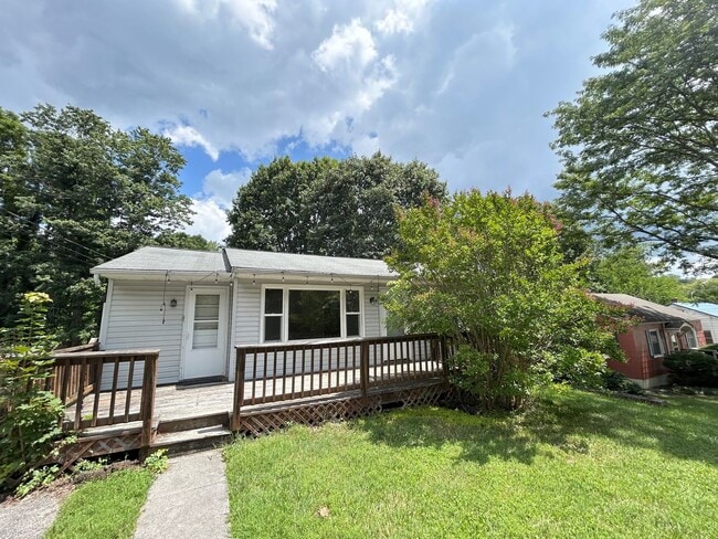 property at 108 Broce Dr
