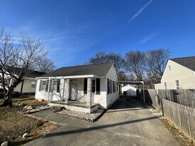 937 Shamrock Ave in Knoxville, TN - Building Photo