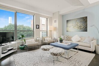 1166 Washington St in Boston, MA - Building Photo - Building Photo