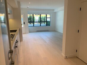 540-540 W 28th Ave in Vancouver, BC - Building Photo - Building Photo