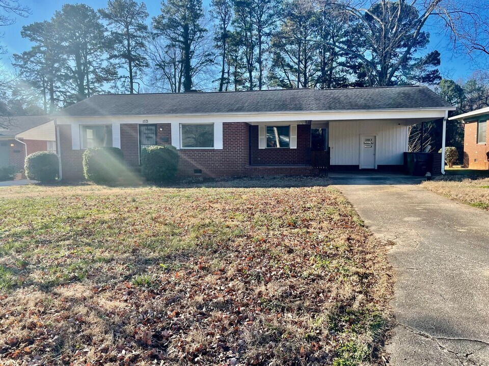 1713 Madison Ave in Charlotte, NC - Building Photo