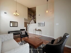 3105 Lynnbrook Dr in Austin, TX - Building Photo - Building Photo