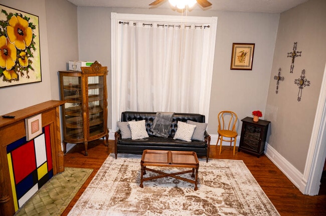 1331 S Floyd St, Unit 1 in Louisville, KY - Building Photo - Building Photo