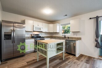 1780 Mesa Grande Loop NE in Rio Rancho, NM - Building Photo - Building Photo