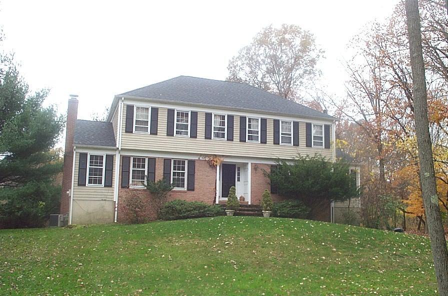 89 Tuxford Terrace in Bernards, NJ - Building Photo