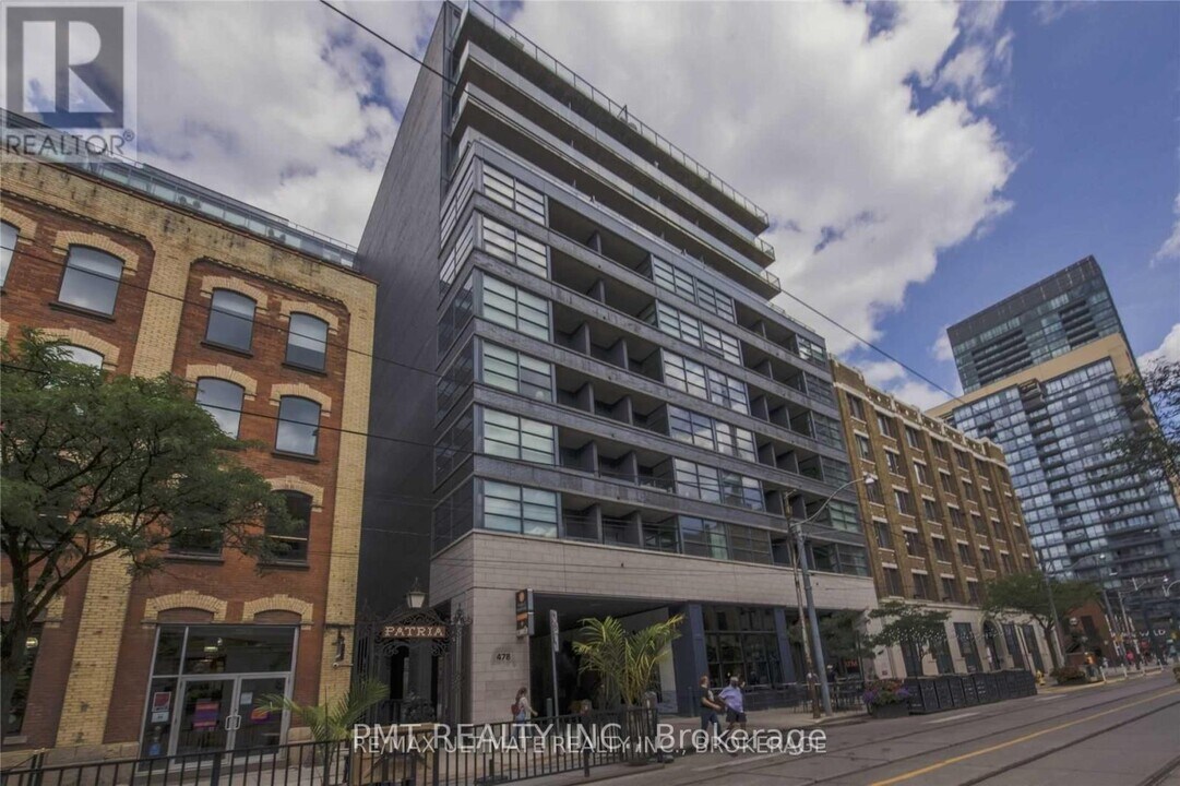 478-478 King St W in Toronto, ON - Building Photo