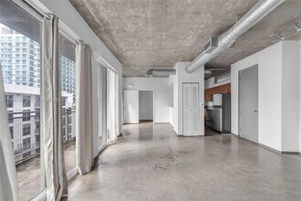 455 NE 25th St, Unit 809 in Miami, FL - Building Photo - Building Photo