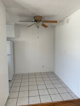 26004 Narbonne Ave in Lomita, CA - Building Photo - Building Photo
