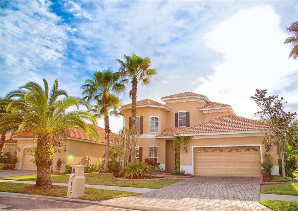 18022 Cozumel Isle Dr in Tampa, FL - Building Photo