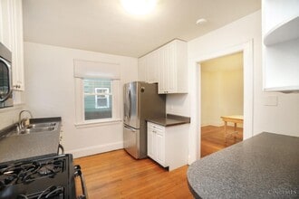 6622 Bramble Ave in Cincinnati, OH - Building Photo - Building Photo