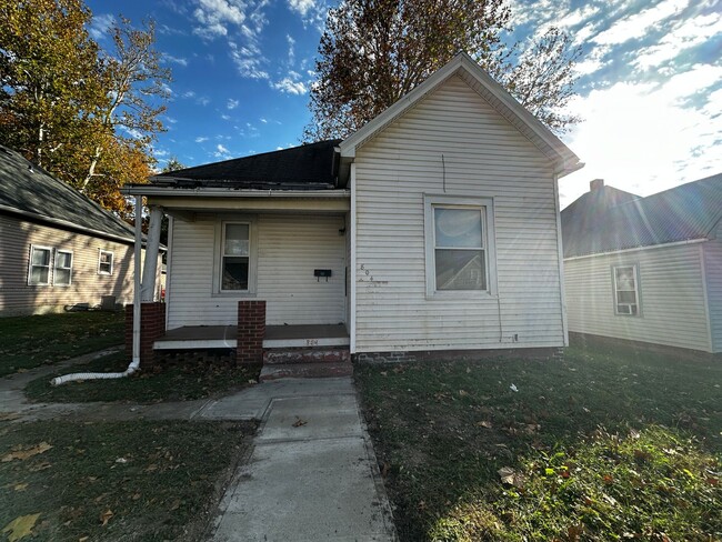 property at 804 Mason Rd